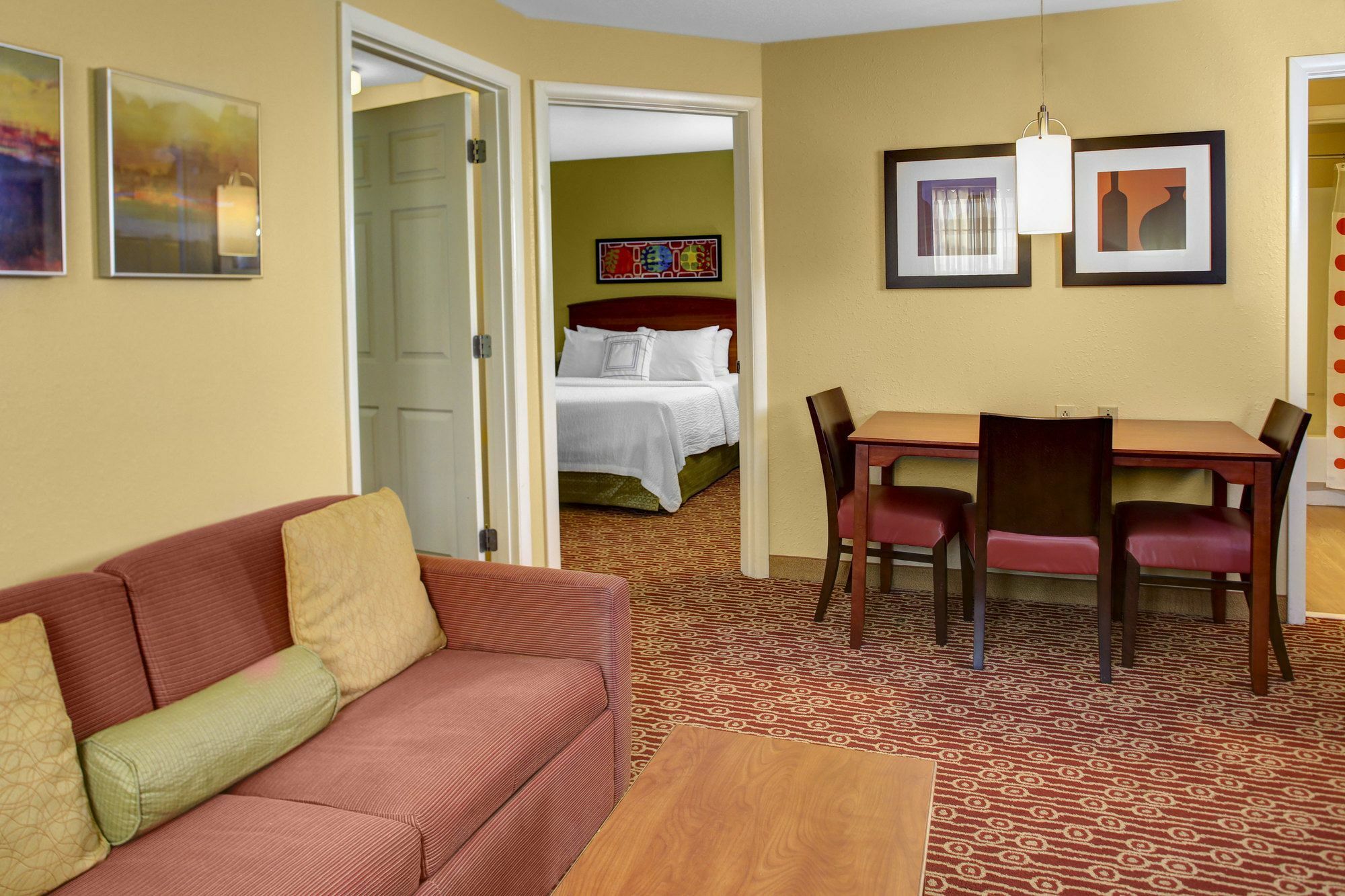 Hawthorn Extended By Wyndham Cincinnati Ne Hotel